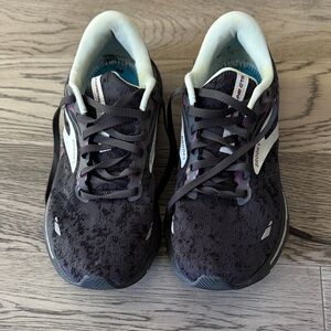 Brooks Adrenaline GTS 23 Running Shoes 9.5B Medium